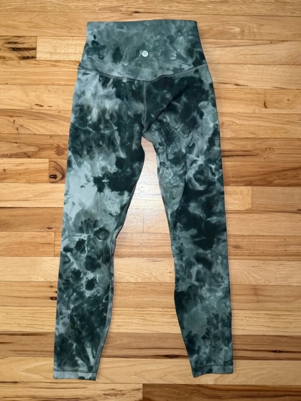 Lululemon Align High Rise Leggings With Pockets 25”